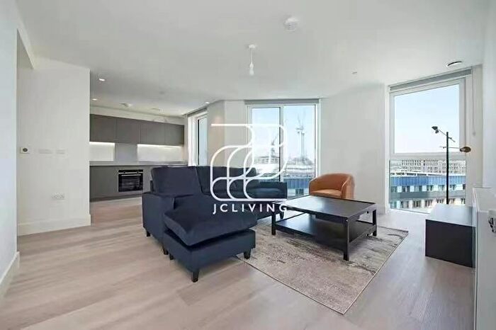 2 Bedroom Flat To Rent In Daneland Walk, London, N17