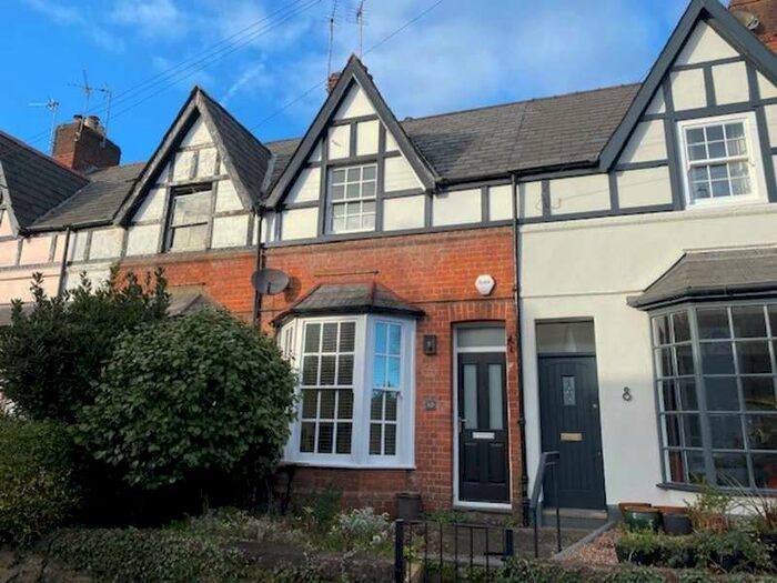 2 Bedroom Semi-Detached House To Rent In Heol Fair, Cardiff, CF5