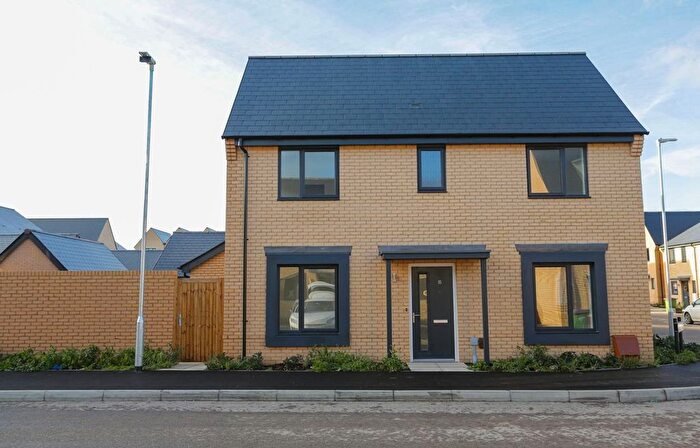 3 Bedroom Detached House To Rent In Appleton Road, Folkestone, Kent, CT20