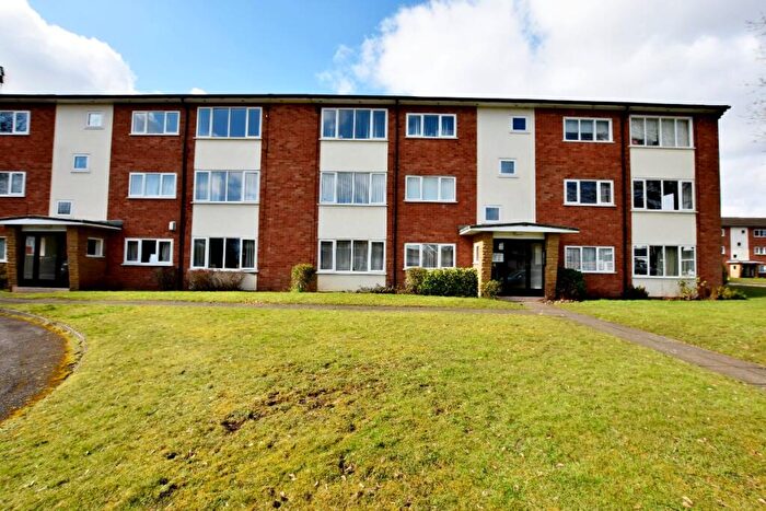 2 Bedroom Apartment To Rent In Arosa Drive, Birmingham, B17