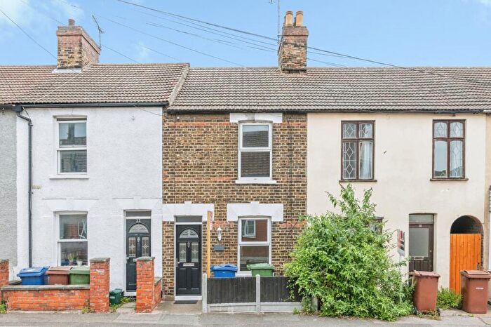 2 Bedroom Terraced House For Sale In Whitehall Lane, Grays, Essex, RM17