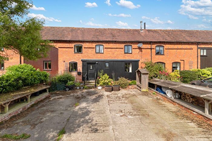 3 Bedroom Barn Conversion For Sale In Wolferlow, Bromyard, Herefordshire, HR7