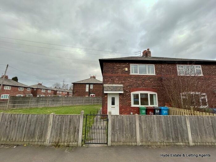 3 Bedroom Semi-Detached House To Rent In Folkestone Road West, Clayton, Manchester, M11