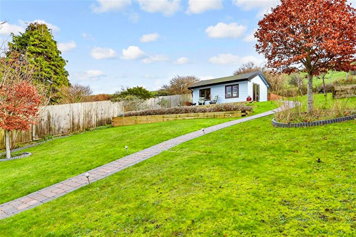 3 Bedroom Chalet For Sale In Cowley Drive, Woodingdean, Brighton, East Sussex, BN2