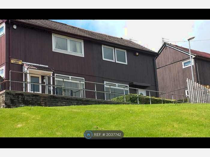 2 Bedroom Semi-Detached House To Rent In Mallard Lane, Greenock, PA16