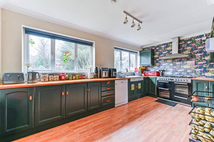 5 Bedroom Detached House For Sale In Highfield Hill, Upper Norwood, London, SE19