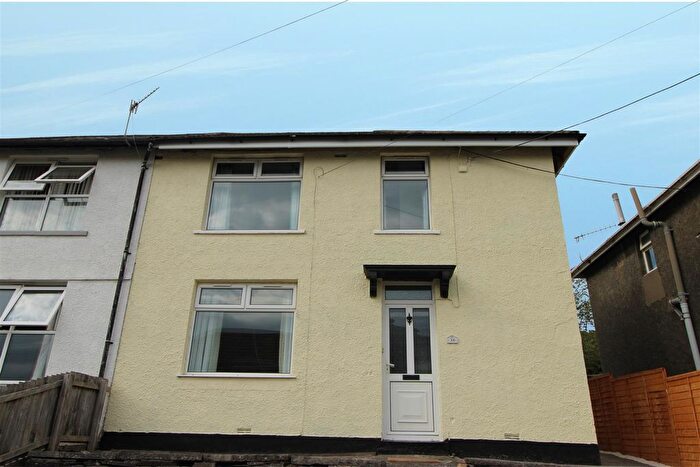 3 Bedroom Semi-Detached House For Sale In Bryncoed Terrace, Penpedairheol, Hengoed, CF82