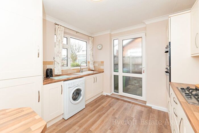 3 Bedroom Detached Bungalow For Sale In Crosstead, Great Yarmouth/Caister Border, NR30