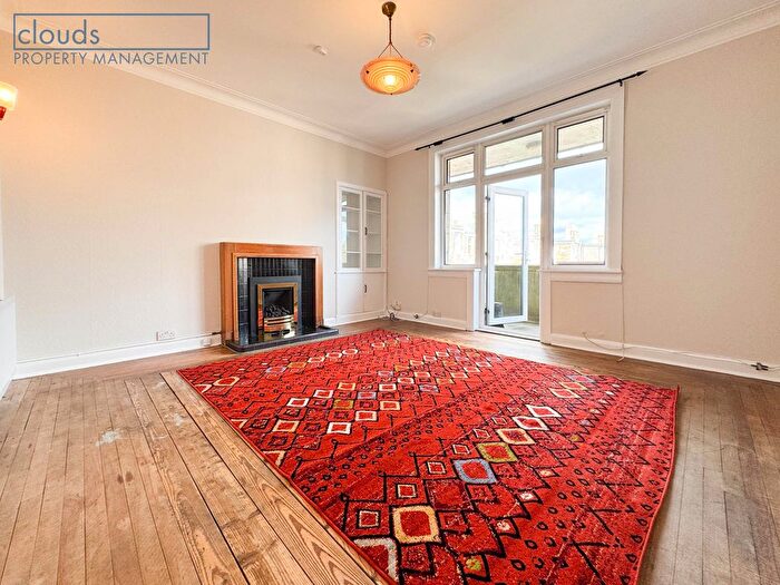 2 Bedroom Flat To Rent In Falcon Road, Morningside, Edinburgh, EH10