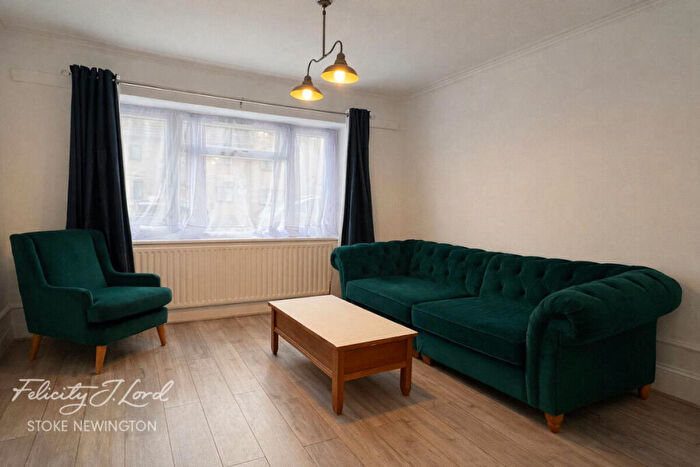 4 Bedroom Terraced House To Rent In Avenue Road, London, N15