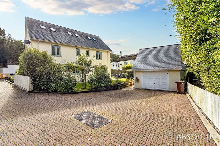5 Bedroom Detached House For Sale In Edginswell Lane, Torquay, TQ2
