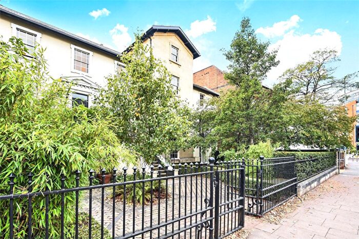 2 Bedroom Flat To Rent In Kings Road, Reading, Berkshire, RG1