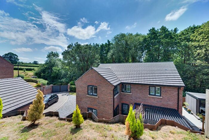 4 Bedroom Detached House For Sale In Cinderhill Lane, Scholar Green, ST7