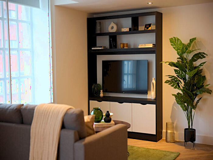 1 Bedroom Apartment To Rent In Apt, Live Oasis Eastgate #, LS2