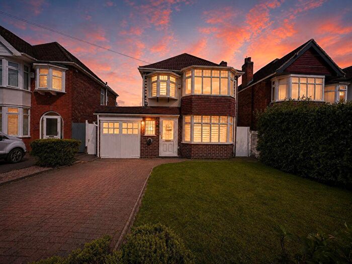 3 Bedroom Detached House For Sale In Westwood Road, Sutton Coldfield, B73