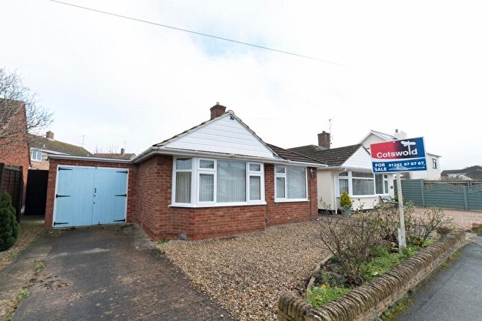 2 Bedroom Detached Bungalow For Sale In Kayte Lane, Bishops Cleeve, Cheltenham, GL52