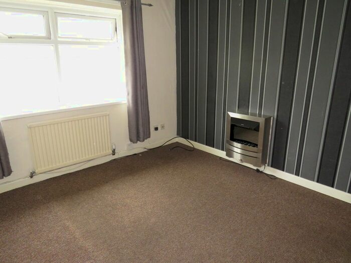 1 Bedroom Flat To Rent In Wheatley Lane, Halifax, HX3