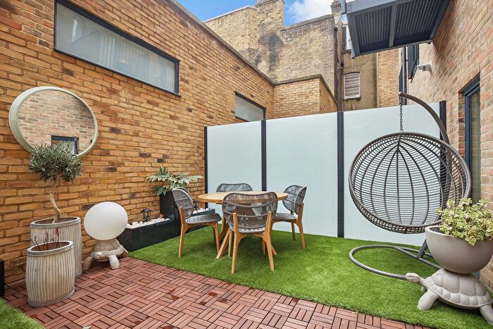 1 Bedroom Flat For Sale In Baker Street, London, W1U