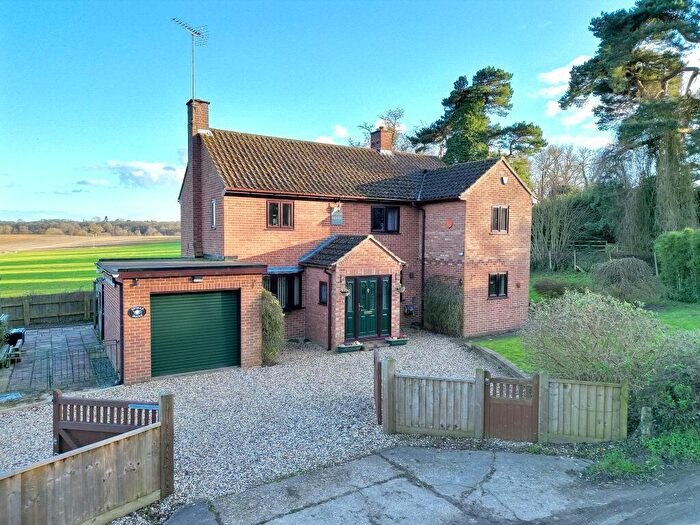 3 Bedroom Detached House For Sale In The Street, Little Bealings, Woodbridge, IP13