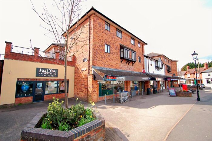 1 Bedroom Flat To Rent In Linden Drive, Liss., GU33