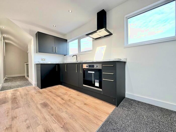 1 Bedroom Flat To Rent In Cambridge Street, Cleethorpes, DN35