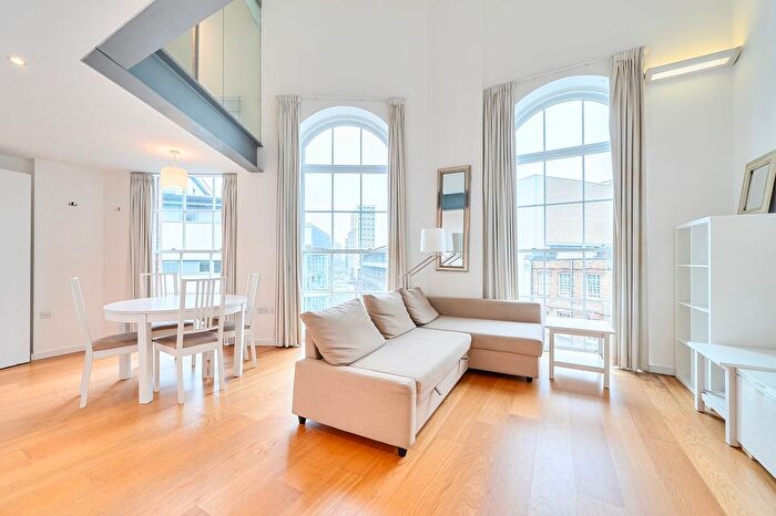 1 Bedroom Flat For Sale In Hornsey Road, London, N7