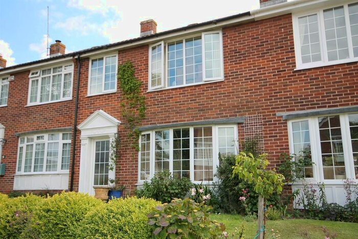 2 Bedroom Terraced House To Rent In The Glen, Yarmouth, PO41