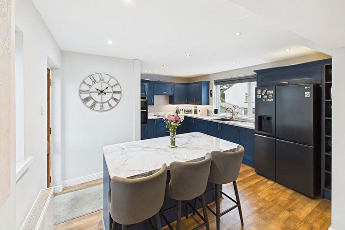 4 Bedroom Semi-Detached House For Sale In Warwick Drive, Endmoor, LA8