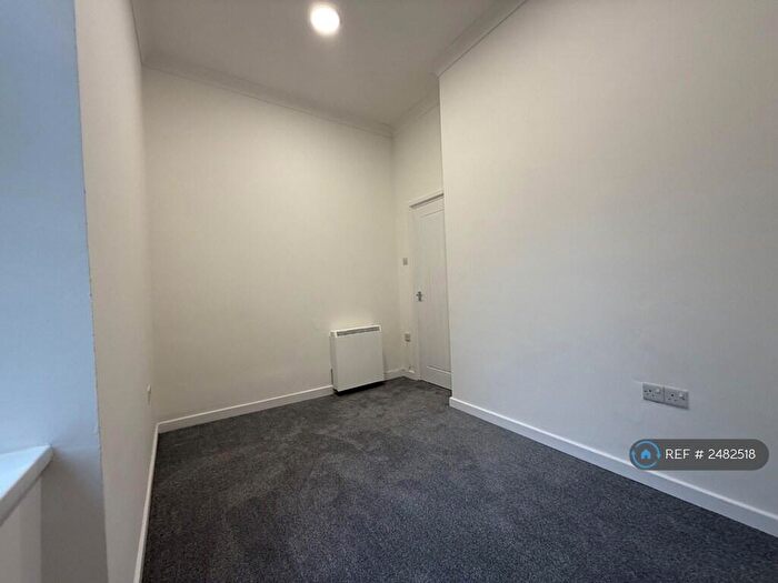 1 Bedroom Flat To Rent In Wordsworth Ave, Cardiff, CF24