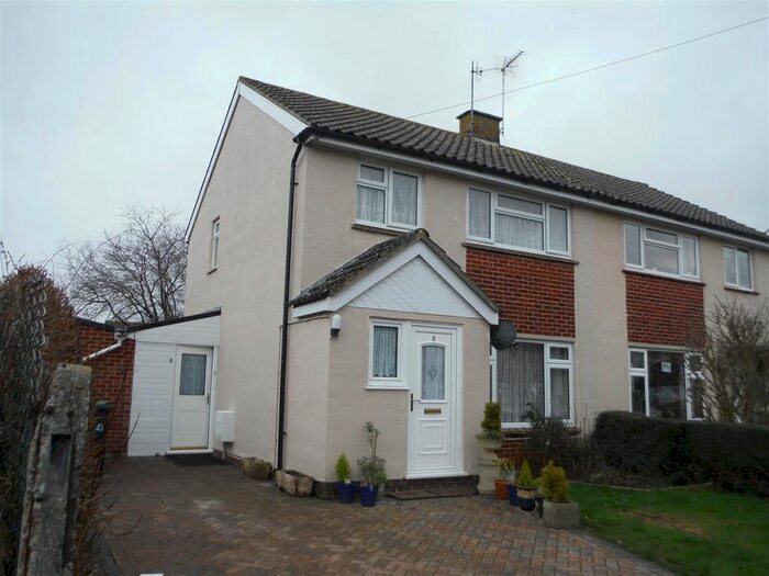 3 Bedroom Semi-Detached House To Rent In Baydon Grove, Calne, SN11