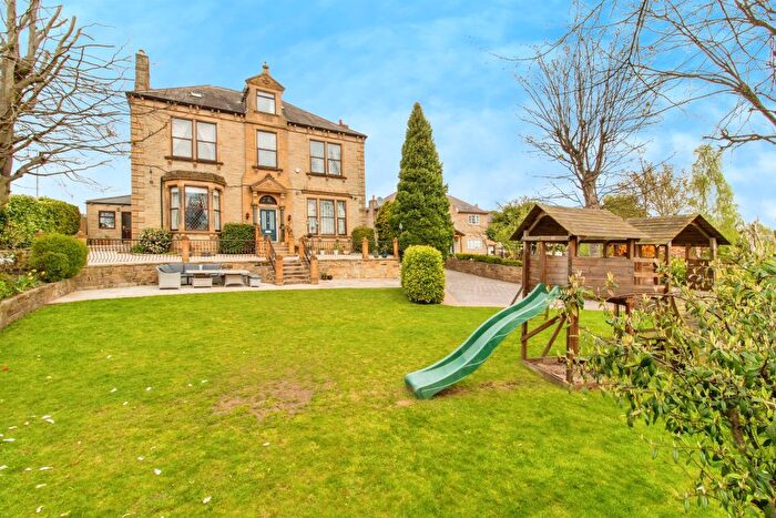 7 Bedroom Detached House For Sale In Wide Lane, Morley, Leeds, LS27