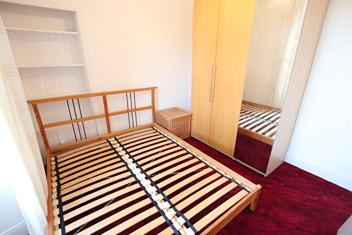 1 Bedroom Flat To Rent In Scott Street, Dundee, DD2