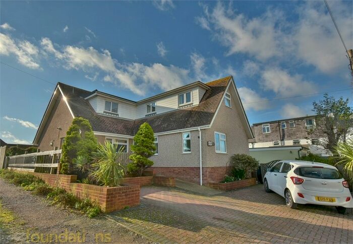 4 Bedroom Detached House For Sale In Normans Bay, Pevensey, East Sussex BN24