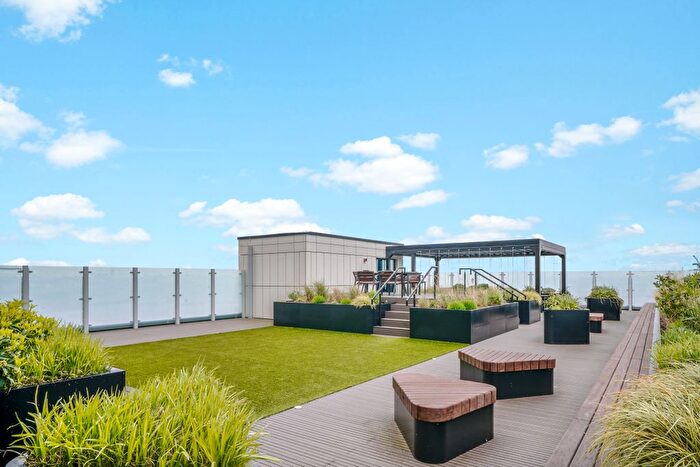 2 Bedroom Flat To Rent In Bollo Lane, London, W4