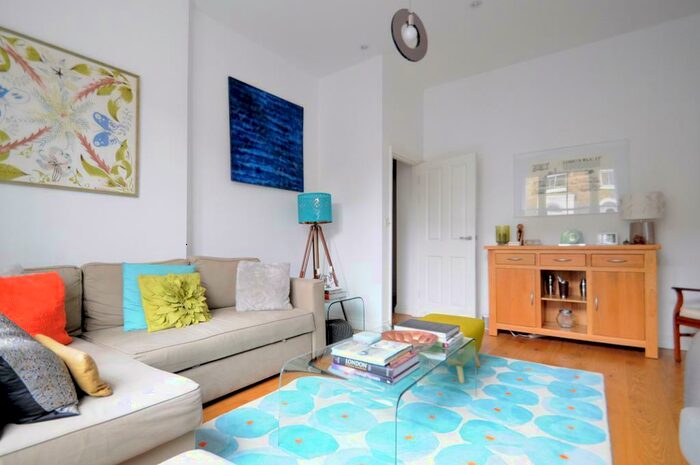 2 Bedroom Maisonette To Rent In Friary Road, London, SE15