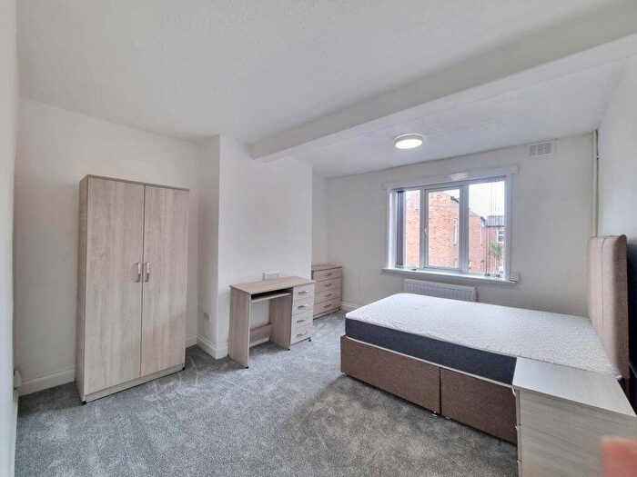 5 Bedroom Apartment To Rent In Braunstone Gate, Leicester, LE3