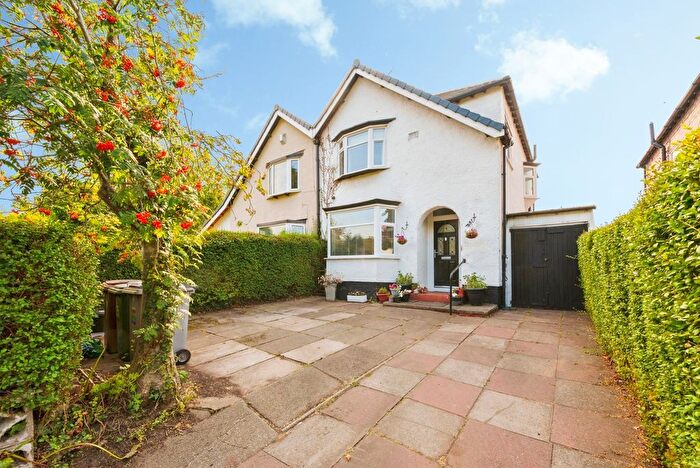 3 Bedroom Semi-Detached House For Sale In Ferry Road, Wirral, Merseyside, CH62