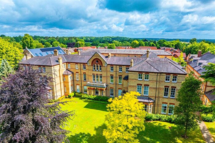 1 Bedroom Flat For Sale In Mallard Road, Abbots Langley, WD5