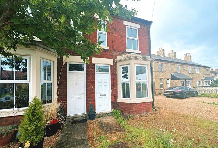 2 Bedroom Semi-Detached House To Rent In St Neots Road Sandy Bedfordshire, SG19