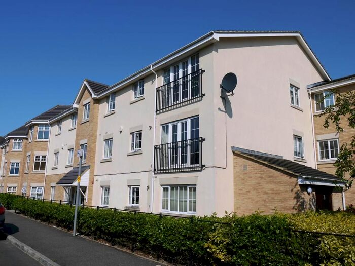 2 Bedroom Flat To Rent In Coleridge Way, Borehamwood, Hertfordshire, WD6