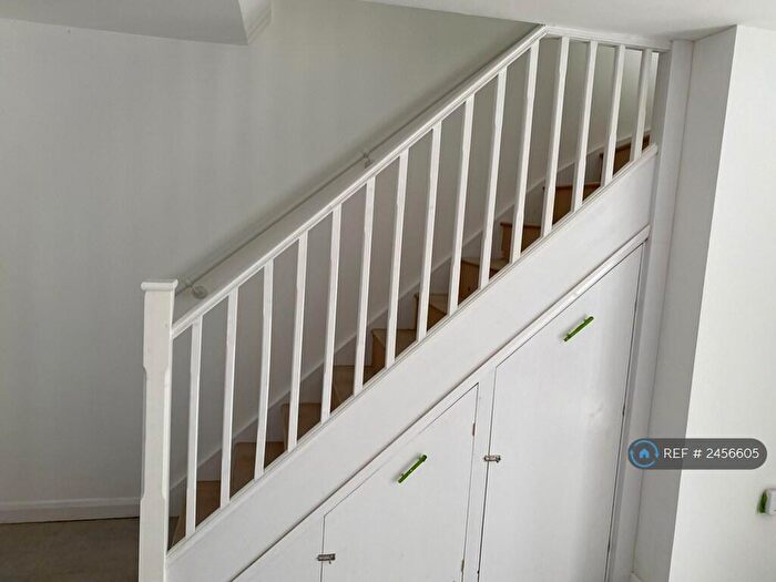 2 Bedroom Detached House To Rent In Winslow Grove, London, E4