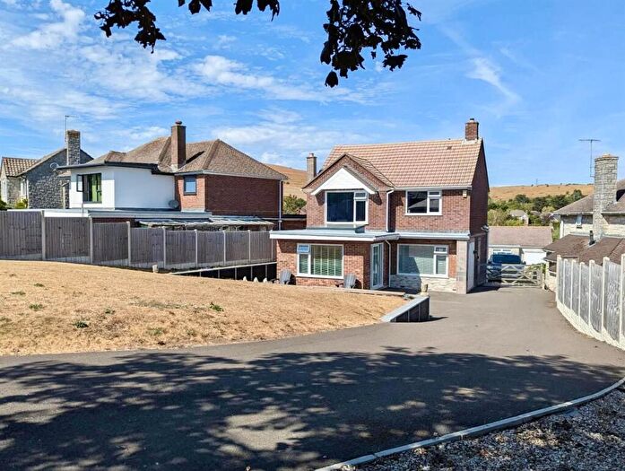 3 Bedroom Detached House For Sale In Chalbury Close, Weymouth, DT3