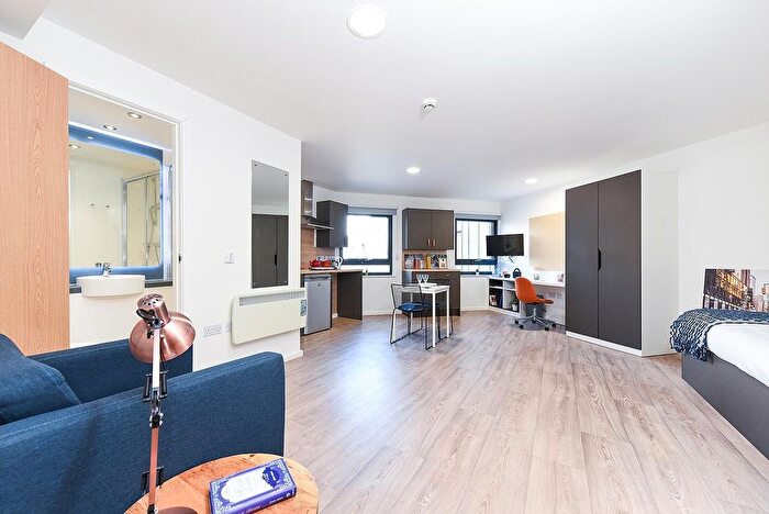 1 Bedroom Flat To Rent In Wharf View, Chester, CH1