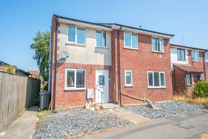 4 Bedroom Semi-Detached House For Sale In Littlemoor Road, Weymouth, DT3