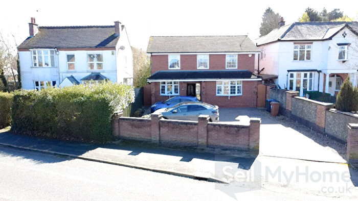 4 Bedroom Detached House For Sale In , Leicester Road, Hinckley, Leicestershire, LE10