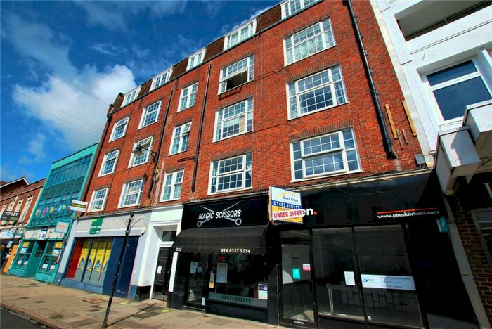 Apartment To Rent In Eastgate House, High Street, Guildford, Surrey, GU1