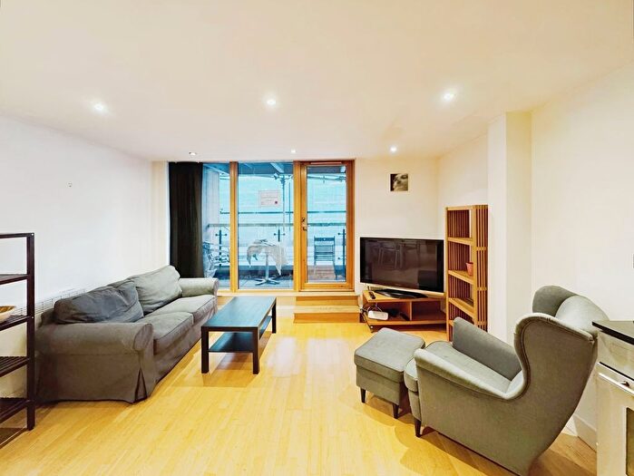 2 Bedroom Flat To Rent In Mackenzie House, Chadwick Street, Leeds, West Yorkshire, LS10