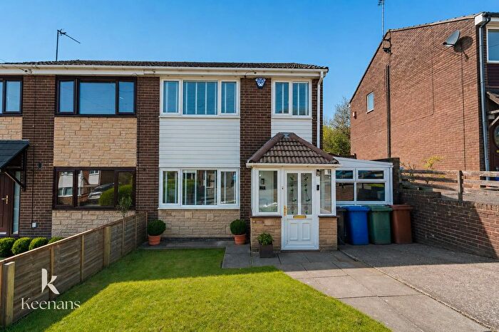 3 Bedroom Semi-Detached House For Sale In Hilltop Drive, Haslingden, Rossendale, BB4
