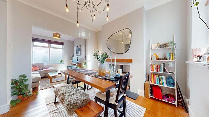 2 Bedroom Terraced House For Sale In Springfield Place, Cardiff, CF11