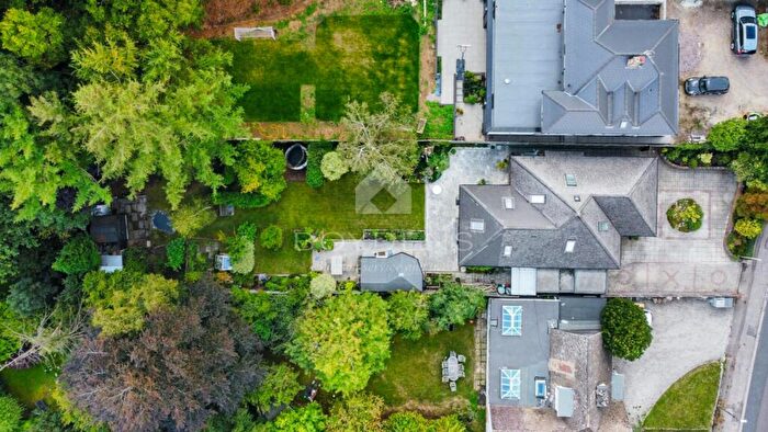 4 Bedroom Detached House For Sale In Glen Avenue, Colchester, CO3